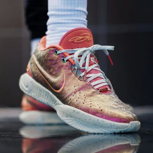 耐克NIKE休闲鞋男新款LBJ詹姆斯21实战运动鞋篮球鞋HF5466-300