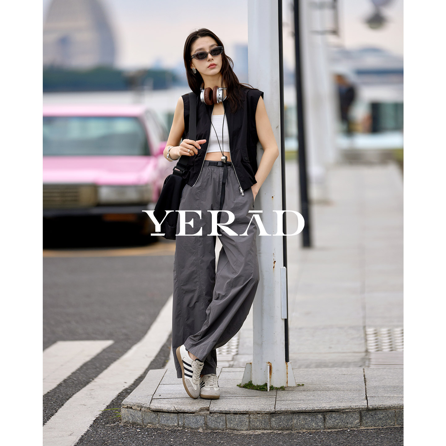 娅丽达工装裤女2026春季新款高腰显瘦休闲运动裤宽松拖地裤阔腿裤
