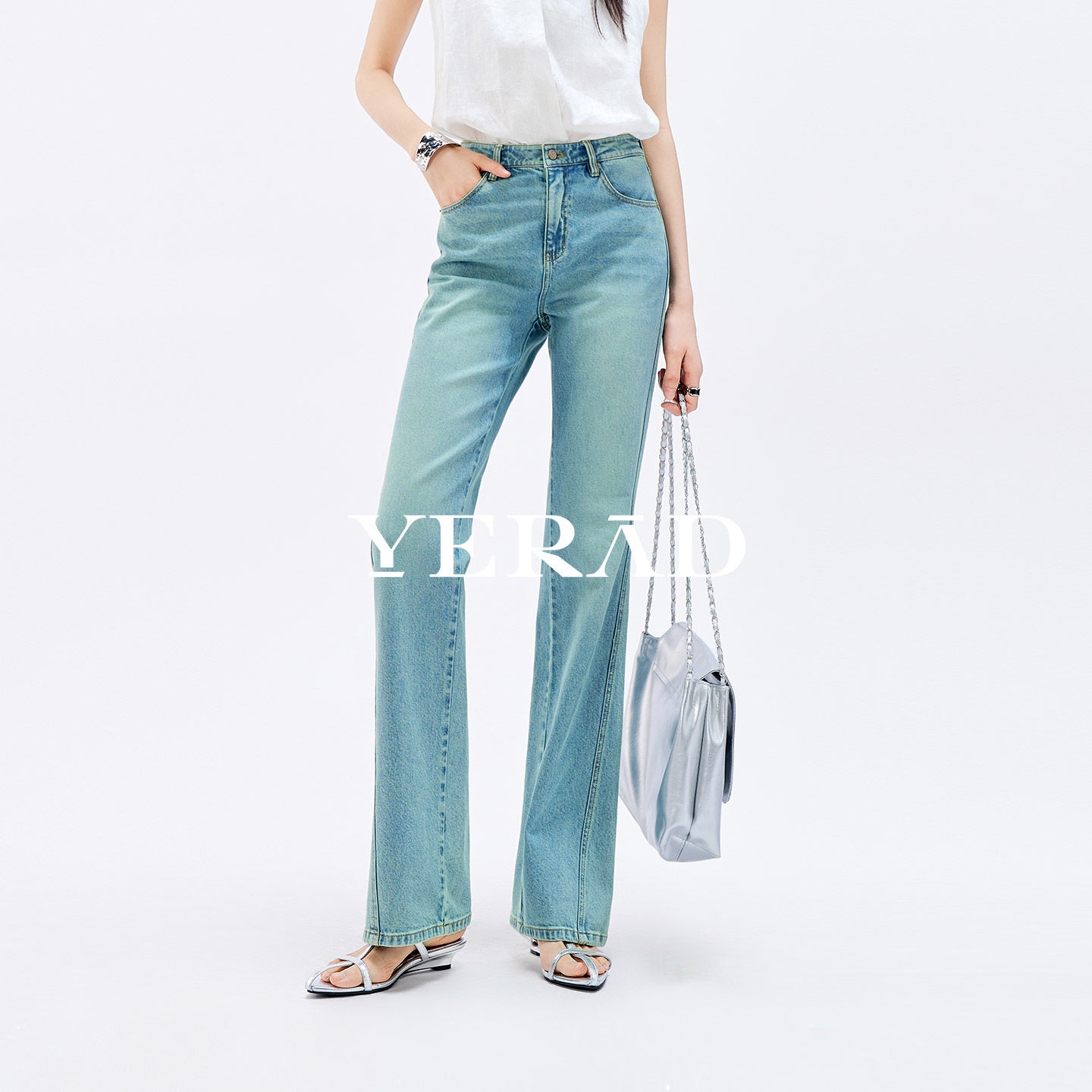 娅丽达微喇牛仔裤女薄款2026夏季新款大码女裤修身显瘦喇叭长裤子