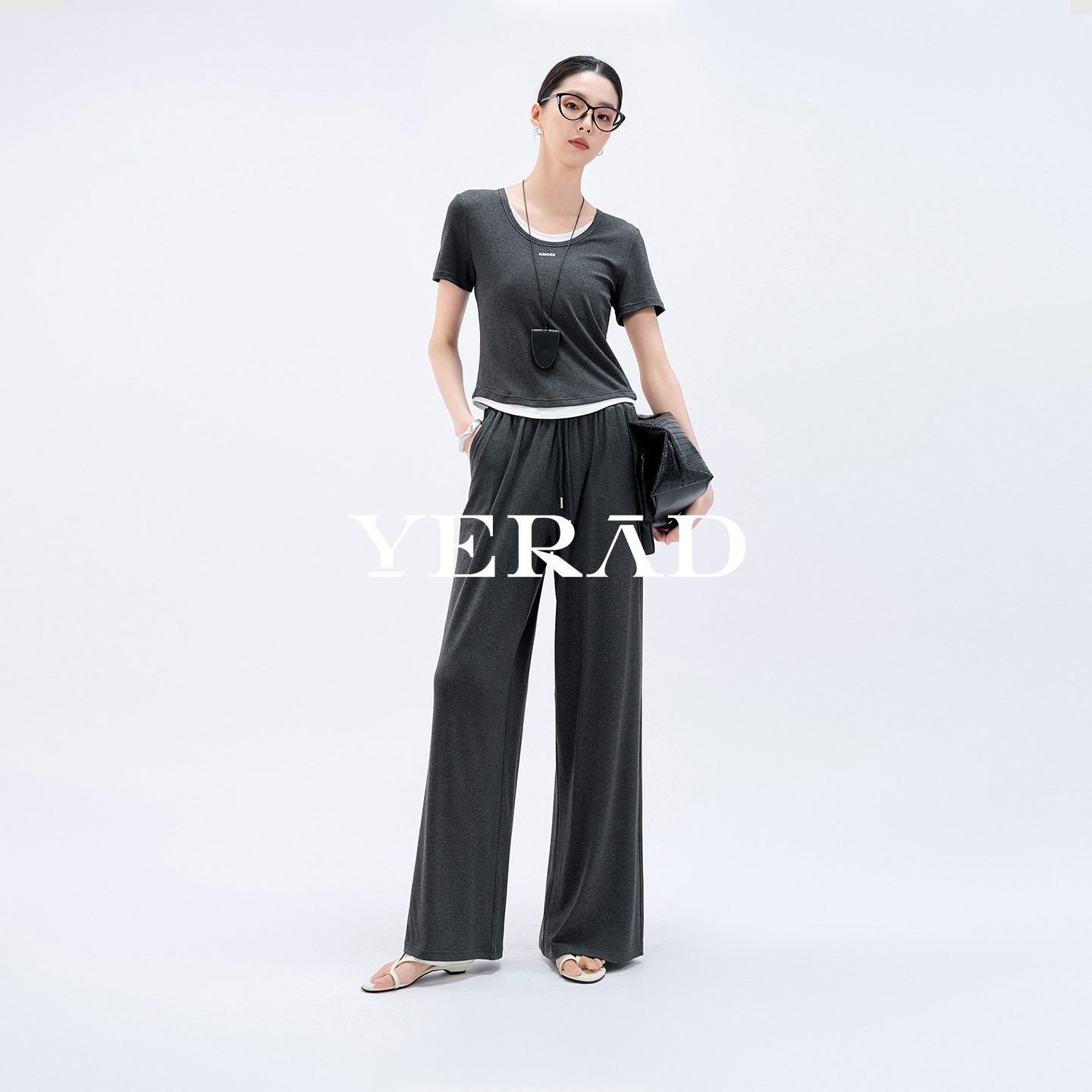 娅丽达直筒休闲裤女2026夏新款宽松垂感拖地运动裤灰色阔腿裤套装