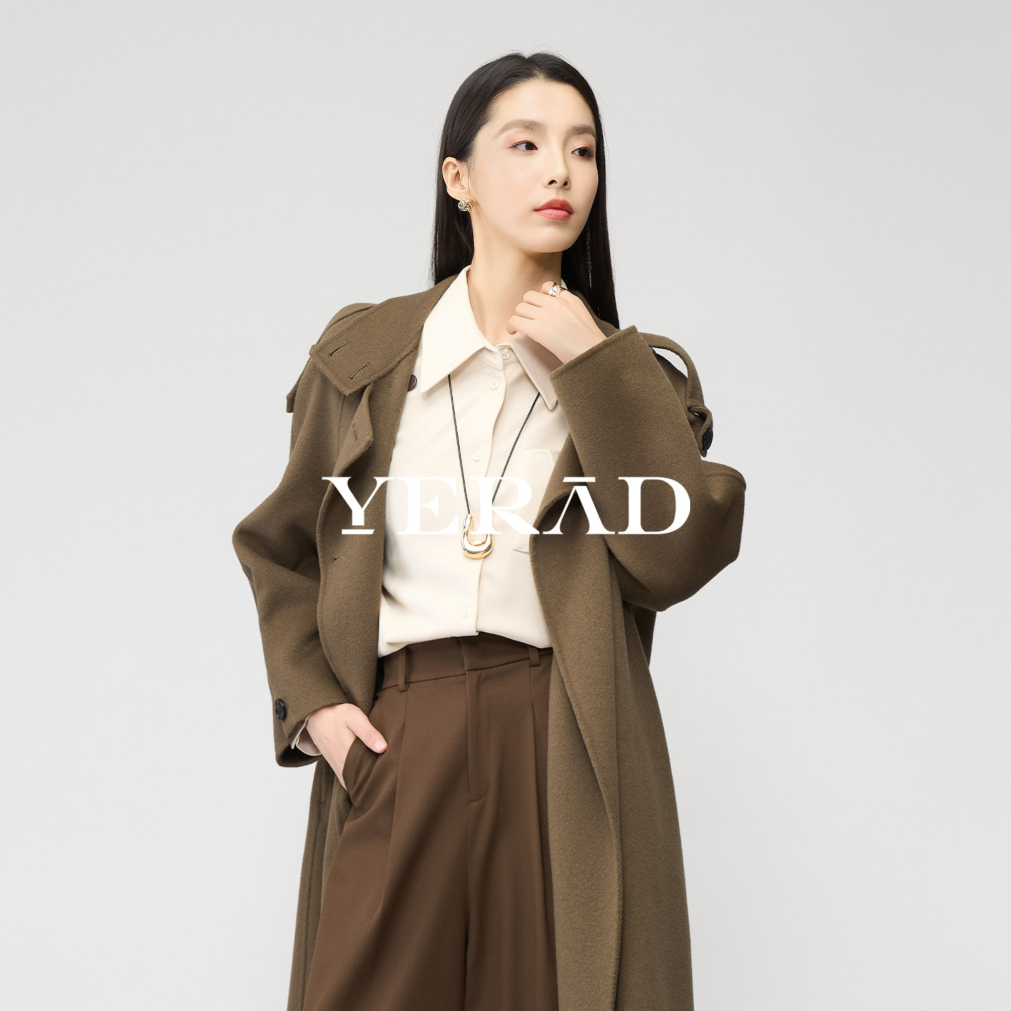 娅丽达设计感磨毛衬衫女