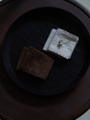 無人问津 精选 一小方 手工茶染/纯白老布茶巾  复古
