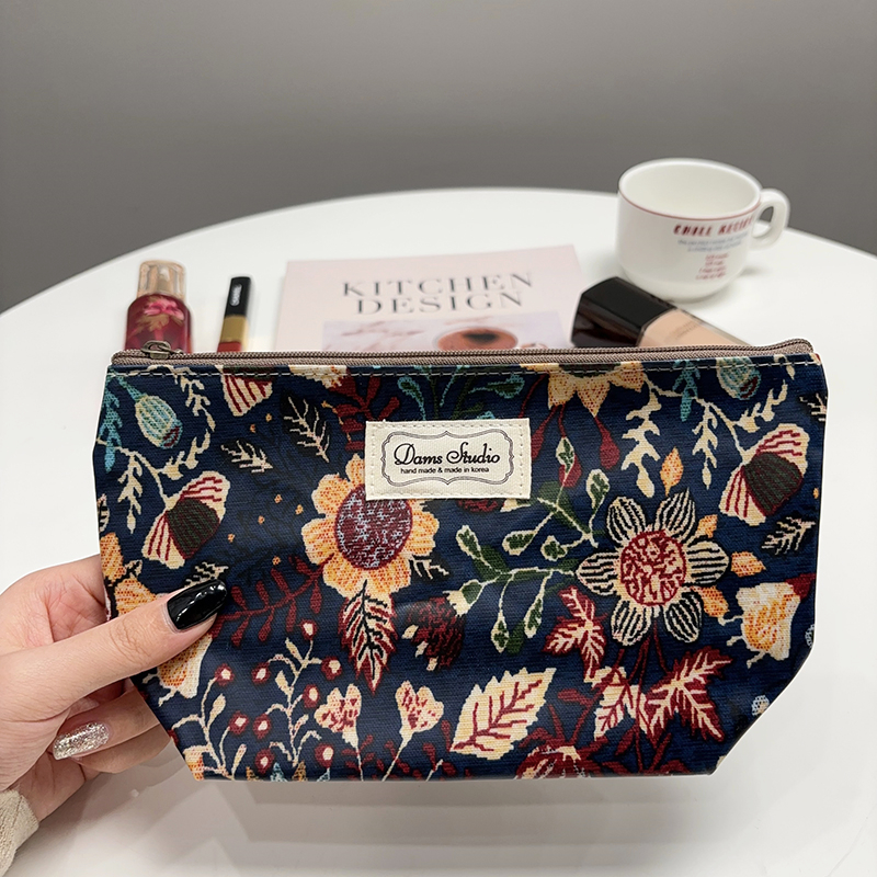 韩国进口DAMS太阳花防水化妆包女