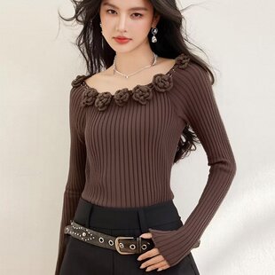 实拍2025新款修身打底衫毛衣立体花朵一字肩短款上衣