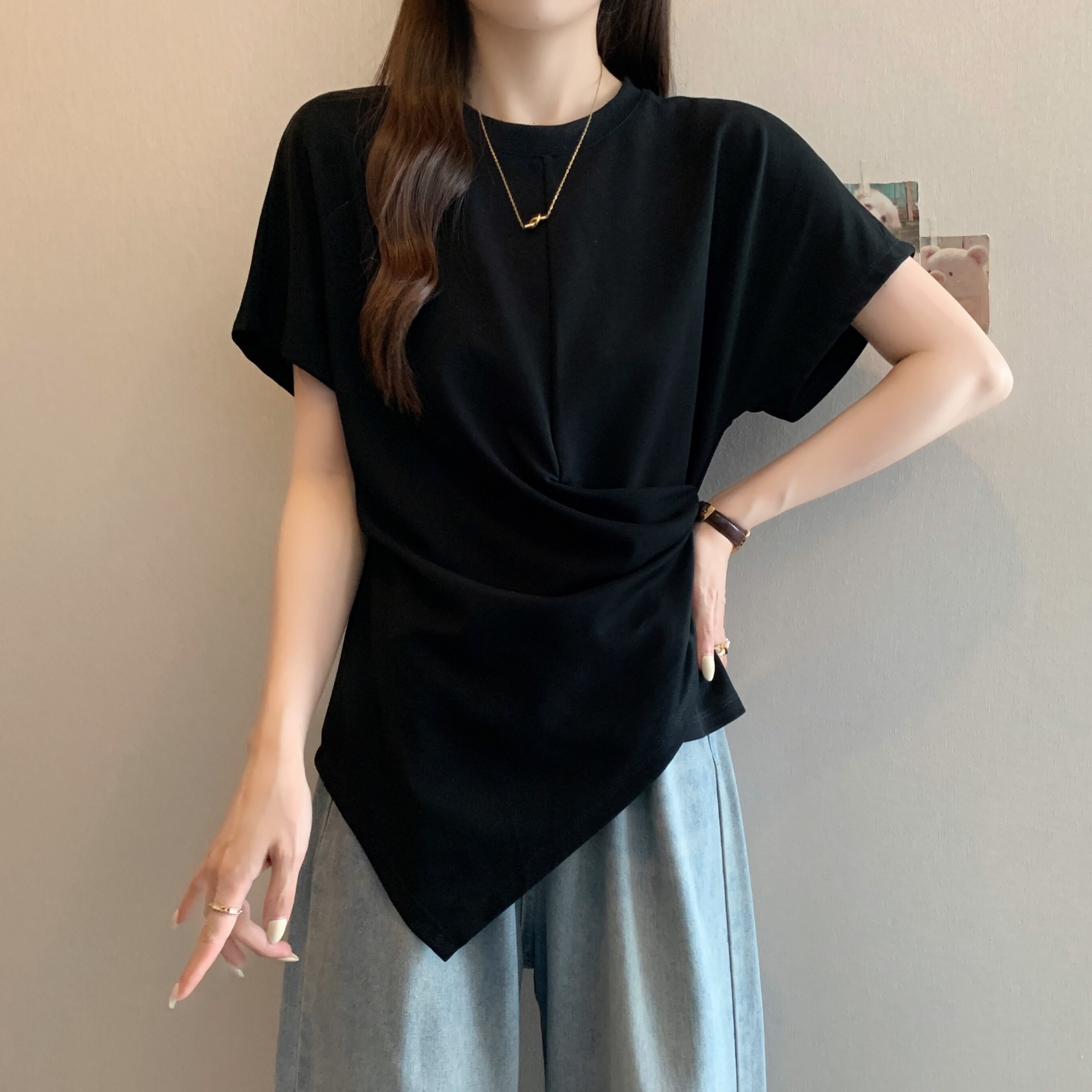 实拍正肩短袖t恤女夏2026新款设计感掐腰修身不规则上衣大码女装