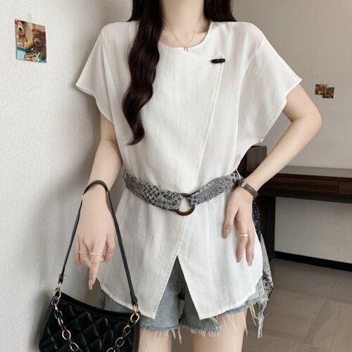 实拍大码女装2026夏新款设计感小众牛角扣系带百搭时尚小衫配腰带