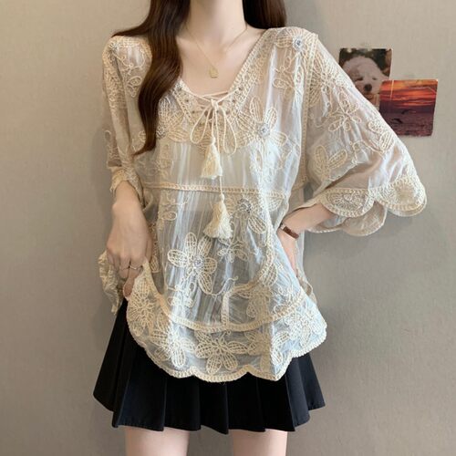 实拍 大码胖MM夏季新款V领系绳重工刺绣宽松A版七分袖棉麻上衣