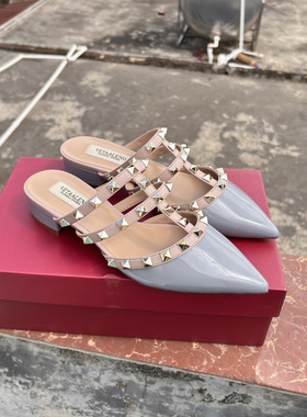 粗跟单鞋女半拖穆勒凉拖半包尖头经典铆钉中跟配裙子气质欧货百搭