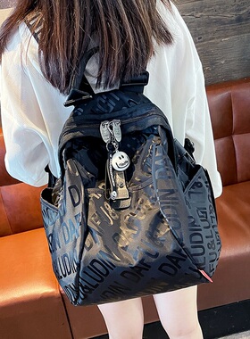 法国MKBM专柜正品轻便旅行双肩包新款大容量背包轻奢百搭电脑书包