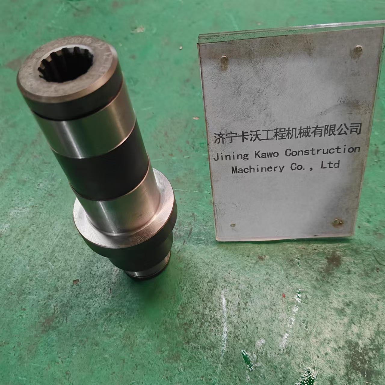 山推SD16 推土机 飞轮壳轴 16Y-02A-00015