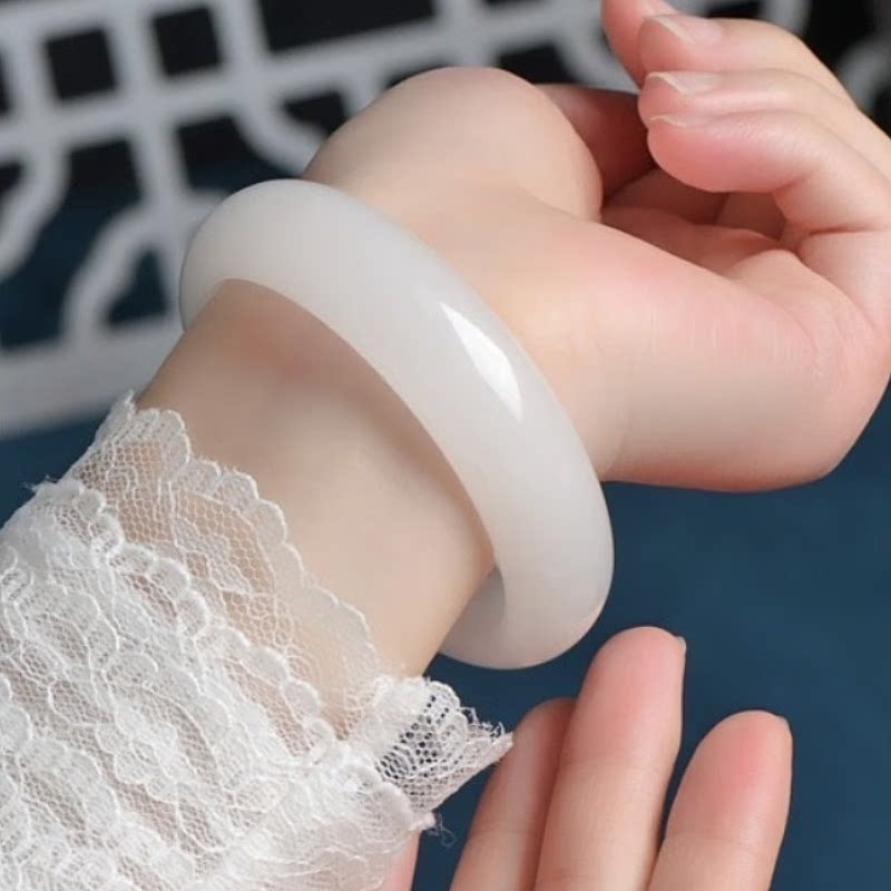 25年特惠新疆和田玉镯子羊脂白玉手镯白月光金丝玉镯老婆仙女玉镯