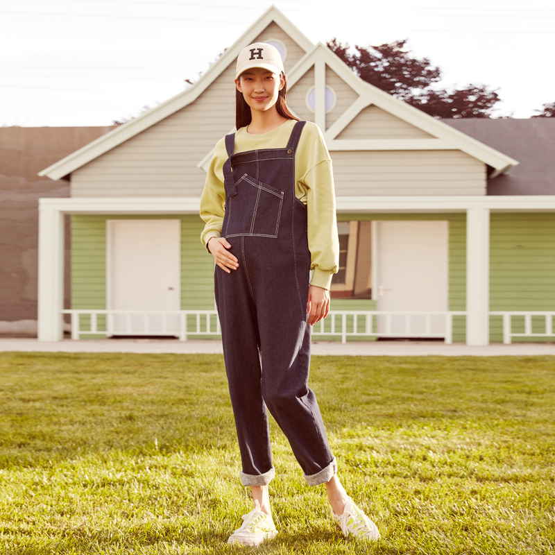 快乐屋孕妇背带裤弹力拉绒牛仔裤