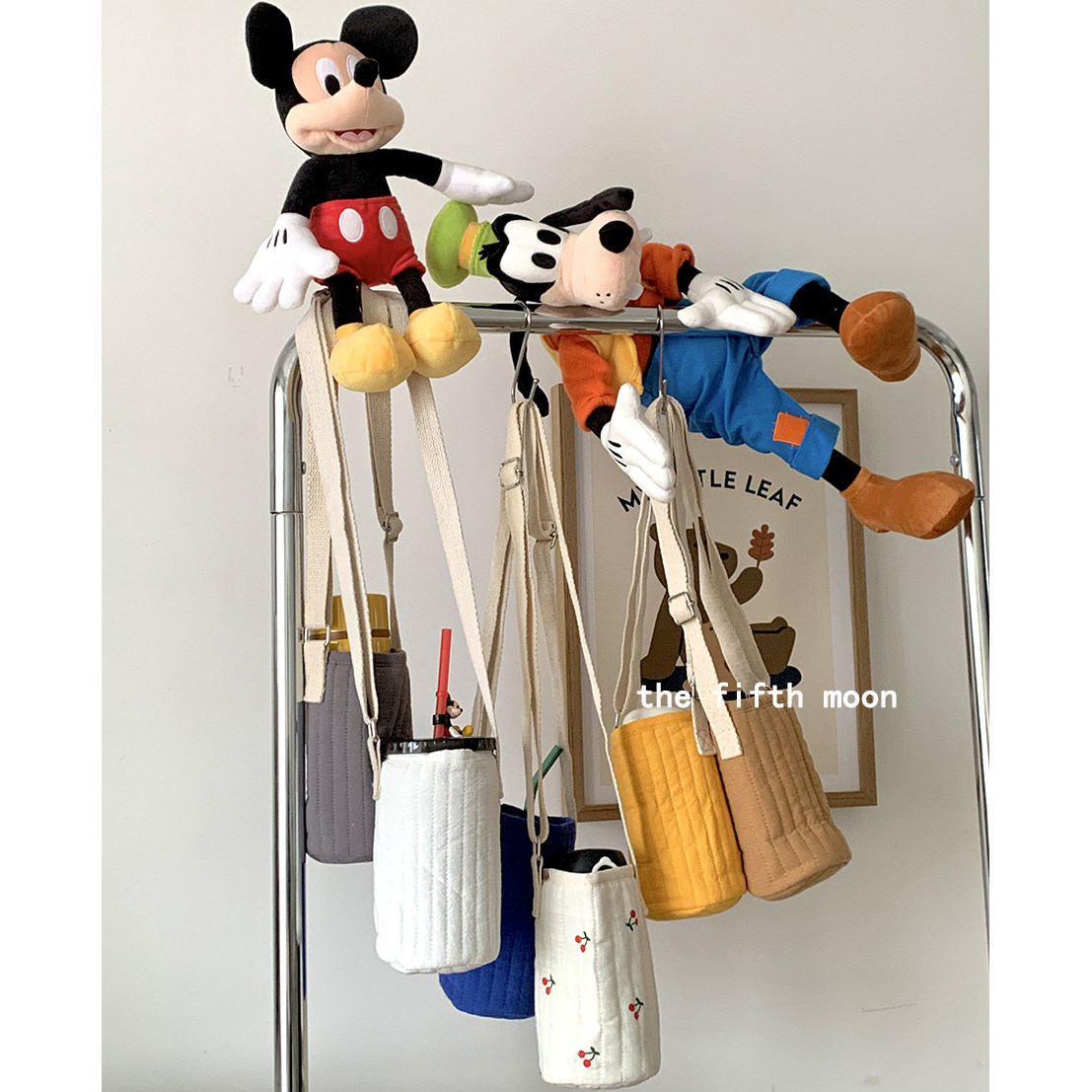 thefifthmoon简约ins风纯色chic绗缝棉水杯包杯套杯袋斜挎保护套,餐饮具,杯套,淘宝优惠券,粉丝福利购,淘宝优惠卷