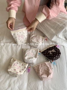 thefifthmoon清新可爱刺绣蝴蝶结带挂件收纳包化妆包内袋整理