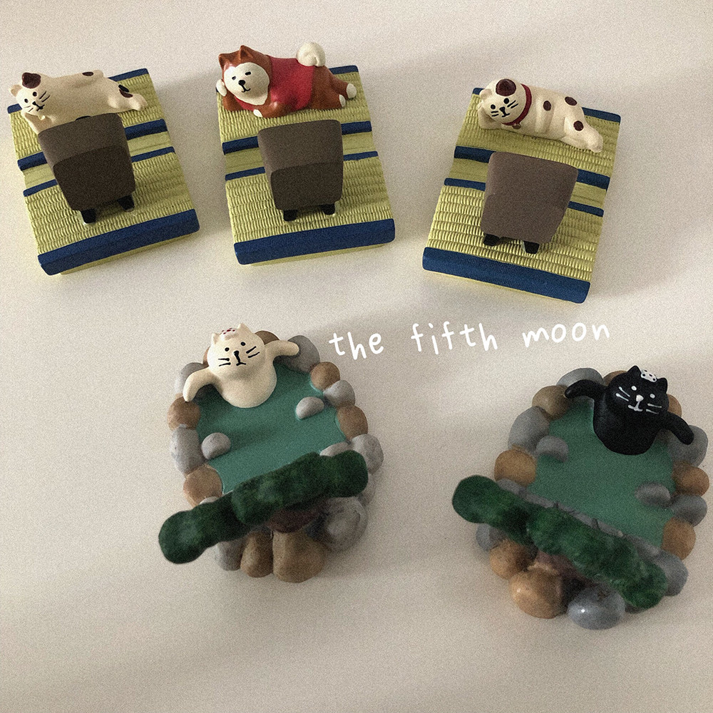 thefifthmoon惬意日式榻榻米温泉猫咪树脂手机支架摆件工