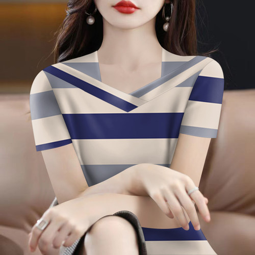 条纹印花女装洋气时髦气质夏减龄短袖V领时尚遮肚妈妈装打底衫女