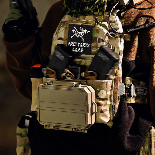 MOLLE模块战术背心手机支架