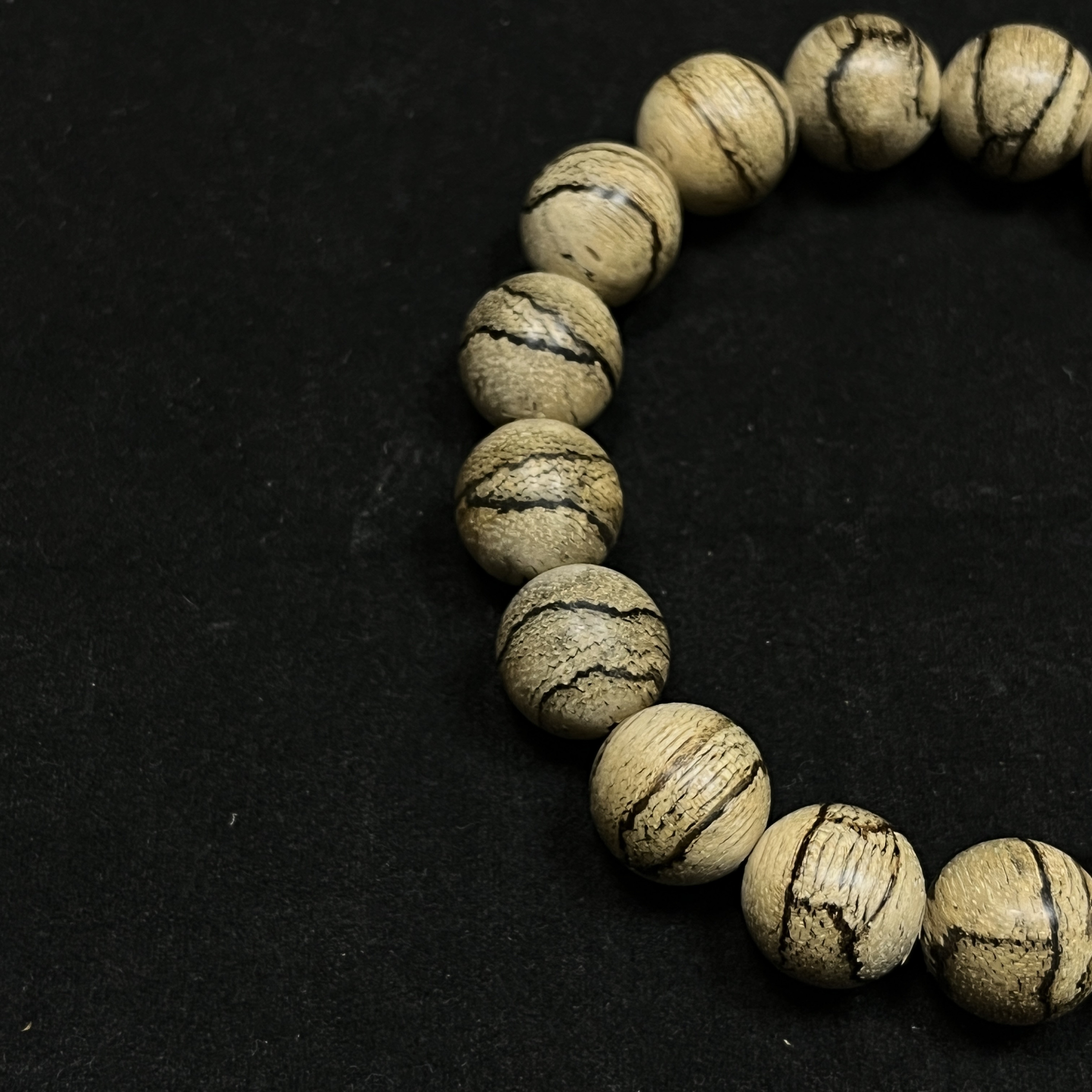 9分沉正区达拉干一线天1.2单圈野生沉香手串佛珠念珠