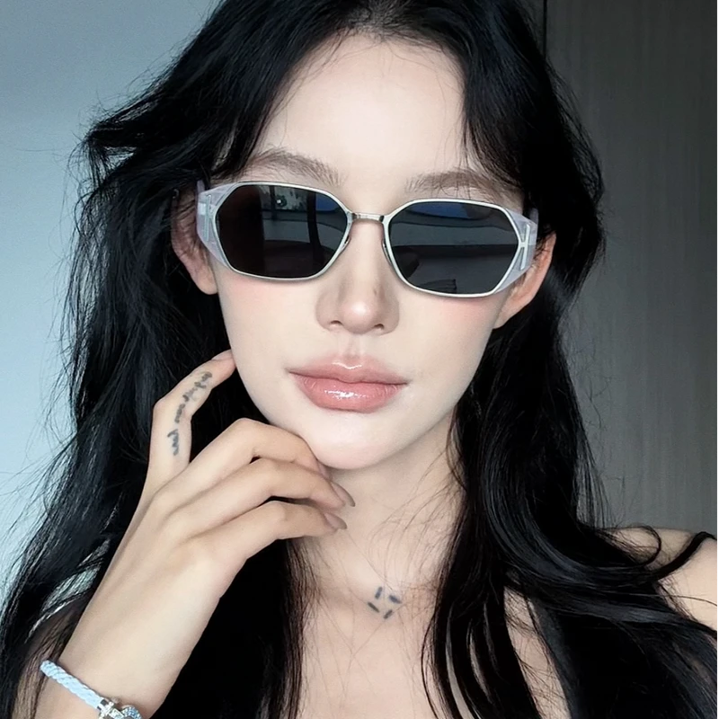 猫眼小冰块高级感老钱风墨镜女款显瘦防晒防紫外线太阳镜配近视潮