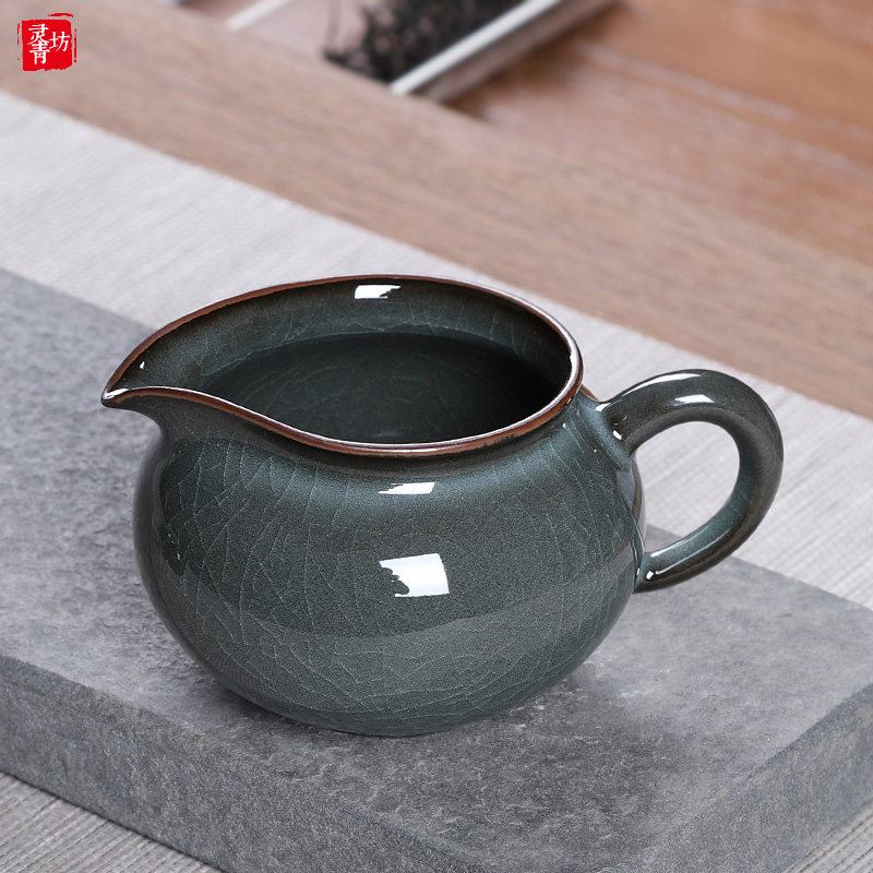 青瓷公道杯陶瓷功夫茶具哥窑手工茶海加厚耐热大号公杯分茶器单个,餐饮具,公道杯,淘宝优惠券,粉丝福利购,淘宝优惠卷