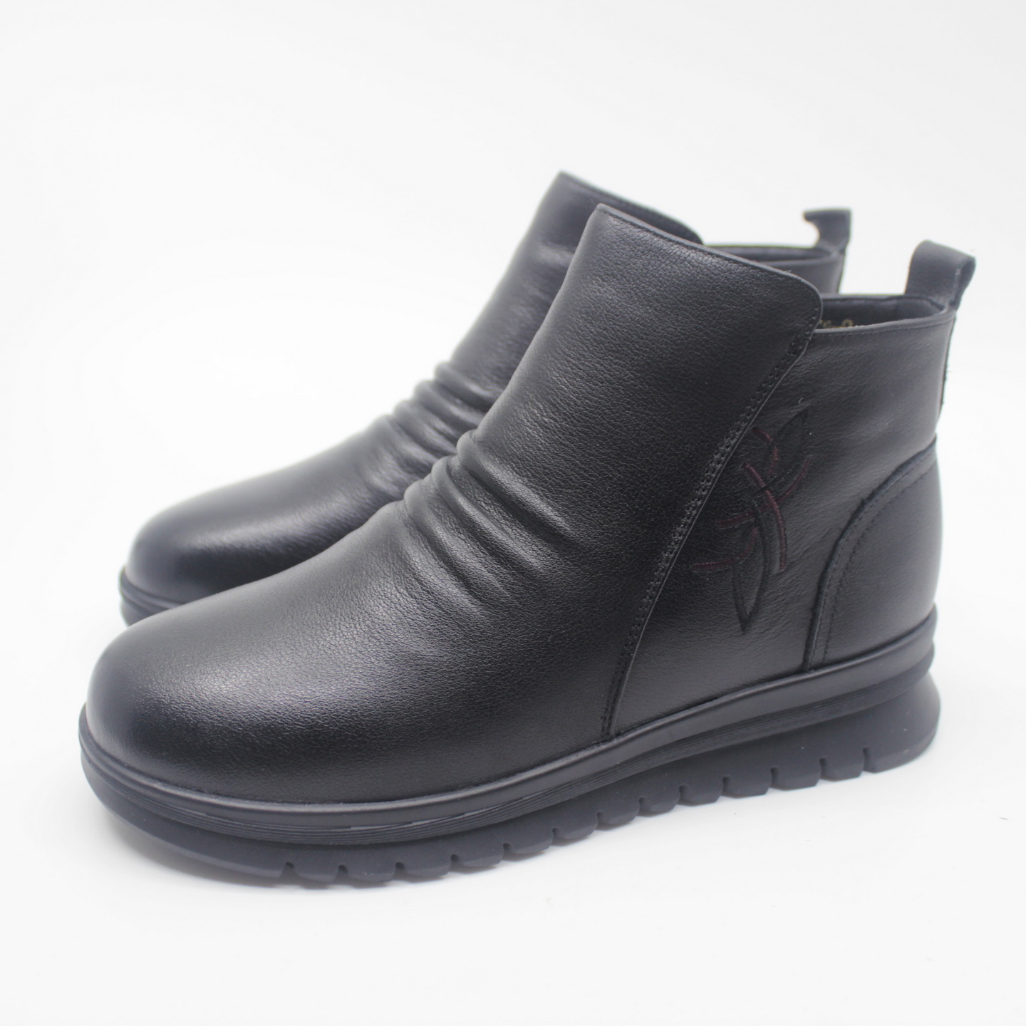 富贵鸟短靴2025冬新款侧拉链保暖绒里牛皮矮跟妈妈鞋G550920CR-9