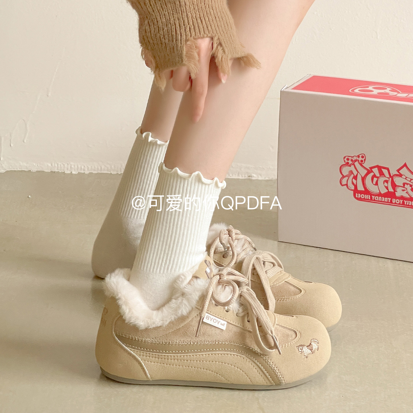 可爱的你保暖加绒德训鞋子女2025新款爆款冬季复古厚底板鞋二棉鞋,女鞋,时尚休闲鞋,淘宝优惠券,粉丝福利购,淘宝优惠卷