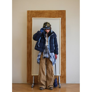 藏青色白鸭绒羽绒服女短款2025新款韩版连帽休闲宽松加厚短外套