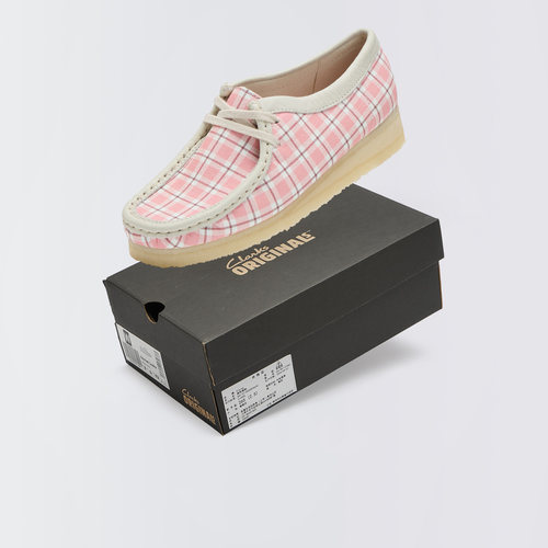 Clarks Wallabee复古英伦麂皮方头系带生胶底女款休闲鞋261855974
