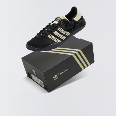 Adidas/阿迪阿斯 Karintha Lo Satin x WB联名男女休闲鞋IH7259