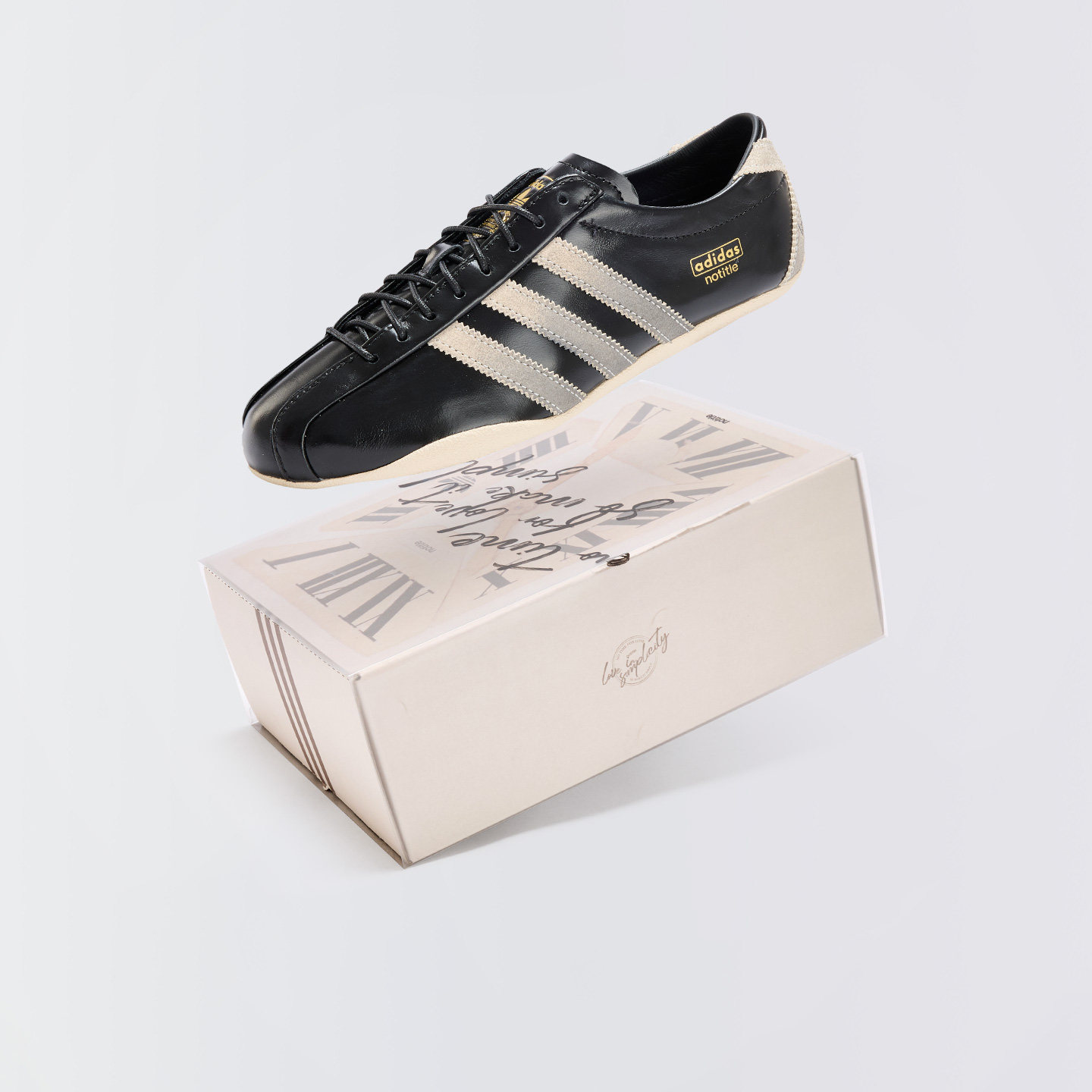 Adidas/阿迪达斯originals x notitle tokyo w新款德训板鞋KH8303 - 实物图