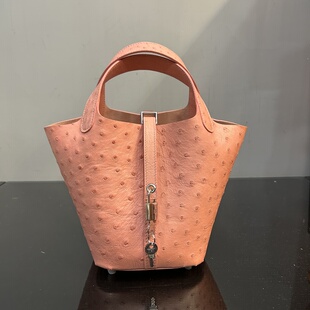 底部17.5cm 水桶包 袋口26CM 菜篮子女包 南非鸵鸟手缝蜡线