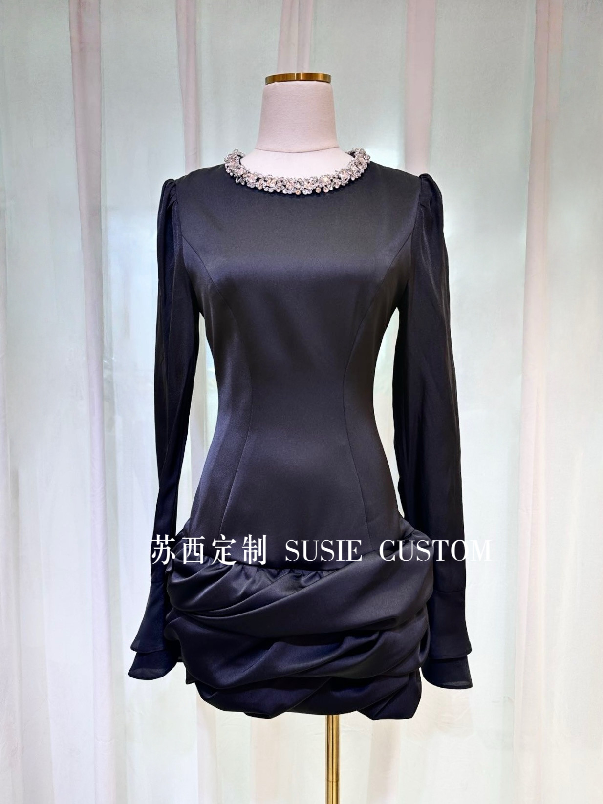 小众设计感显气质水钻领缎面褶皱花苞边收腰连衣裙生日小礼服裙