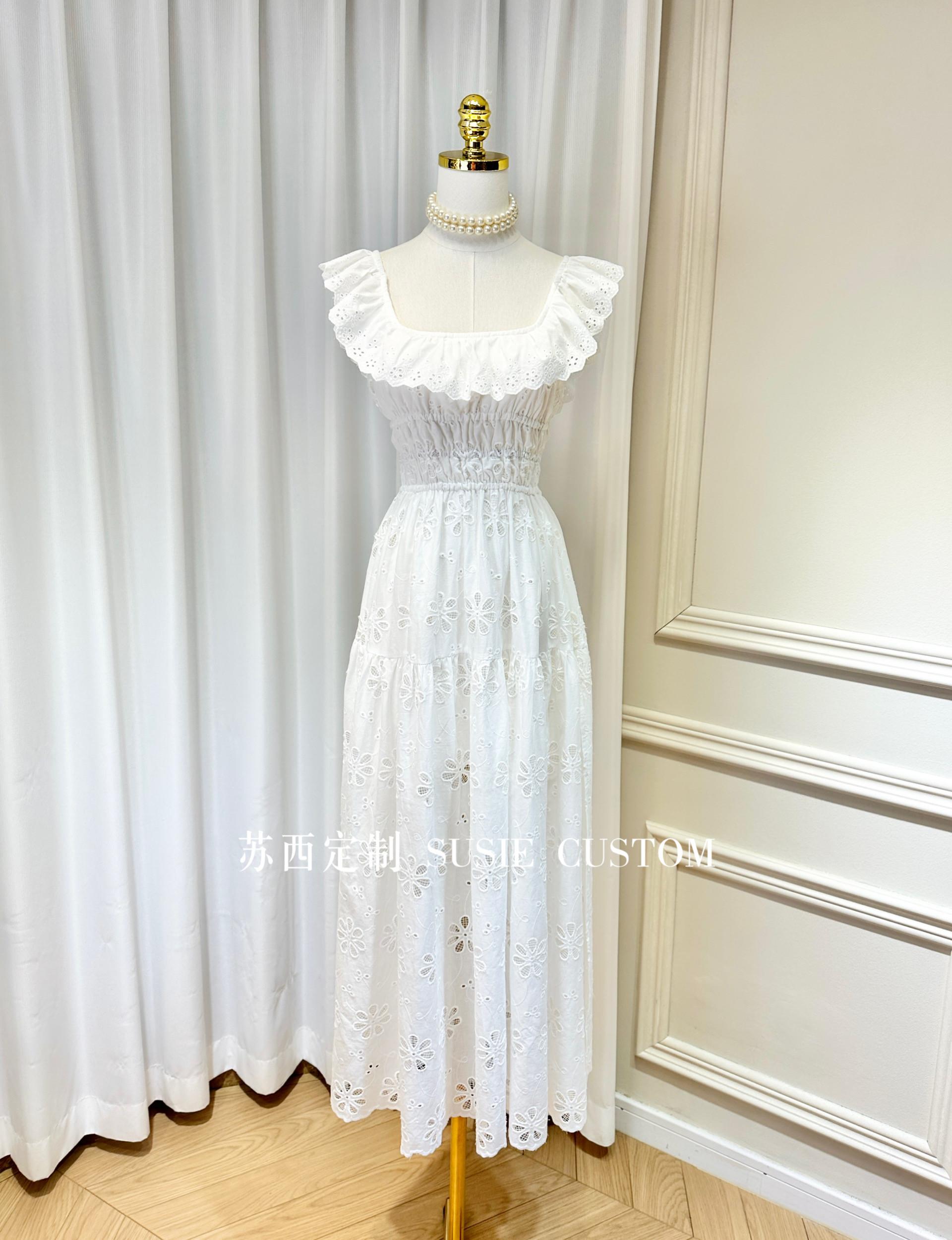 法式海边度假温柔风仙女款小众设计款飞袖松紧收腰刺绣花荷叶长裙