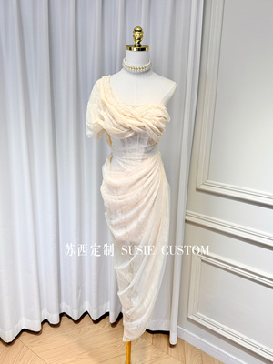 高定小众设计款斜肩露肩褶皱纽结蕾丝抹胸鱼骨收腰开叉中长礼服裙