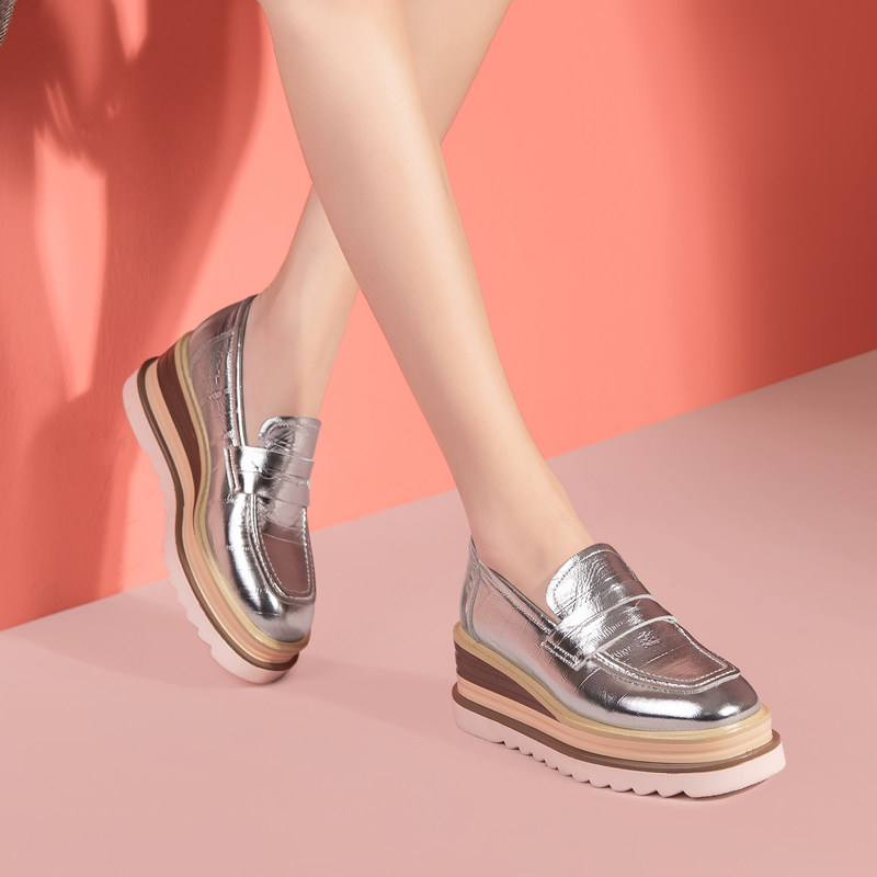 时尚简约拼色休闲鞋2025秋季新款圆头深口单鞋一脚蹬松糕底乐福鞋,女鞋,深口单鞋,淘宝优惠券,粉丝福利购,淘宝优惠卷