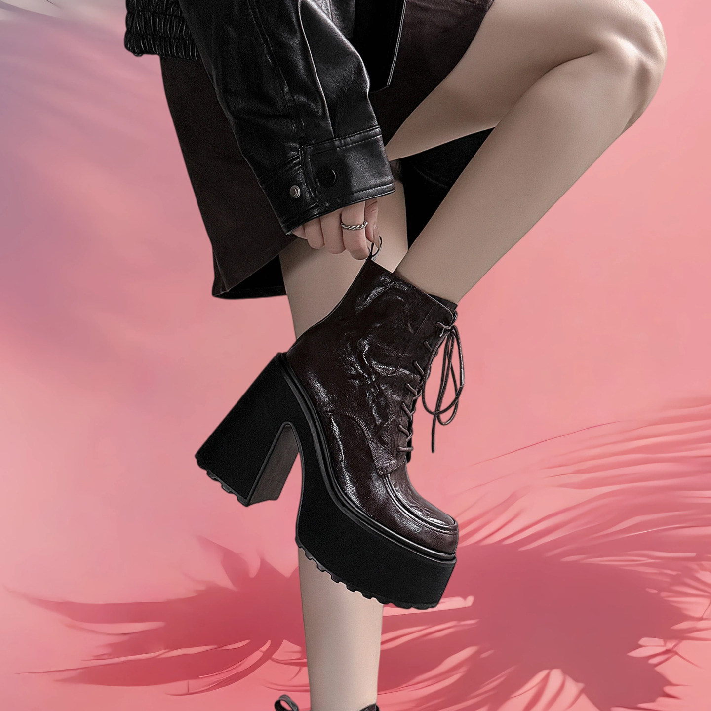 新款厚底休闲马丁靴女2025秋冬圆头松糕粗跟真皮小个子超高跟短靴,女鞋,马丁靴,淘宝优惠券,粉丝福利购,淘宝优惠卷