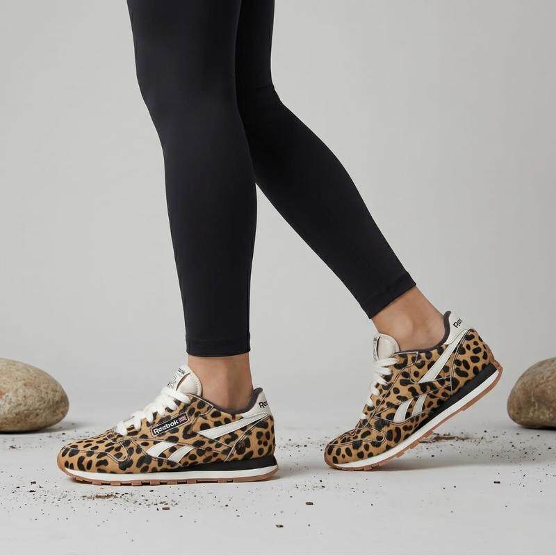 海外代购Reebok/锐步女士运动休闲鞋轻便耐磨低帮豹纹日常穿搭