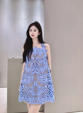 【Jisoo智秀同款】 2025新款无袖蕾丝性感气质连衣裙