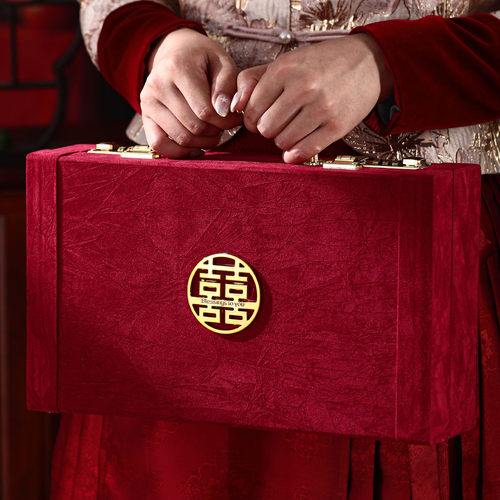 定亲12万8礼金箱子订婚装钱30万彩礼盒8万8嫁妆盒子6万现金18万8