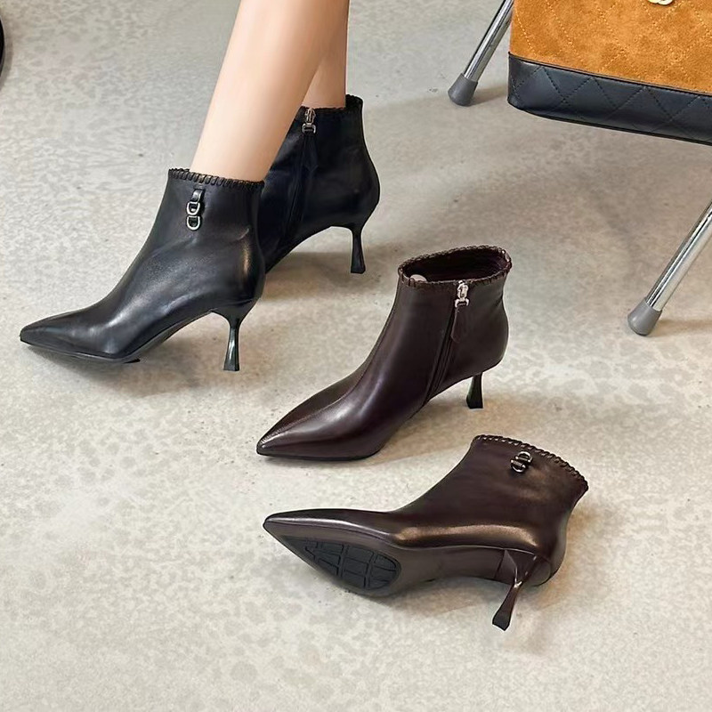 美拉女鞋2025秋冬款英伦风真皮侧拉链细跟高跟尖头短靴女靴子2590