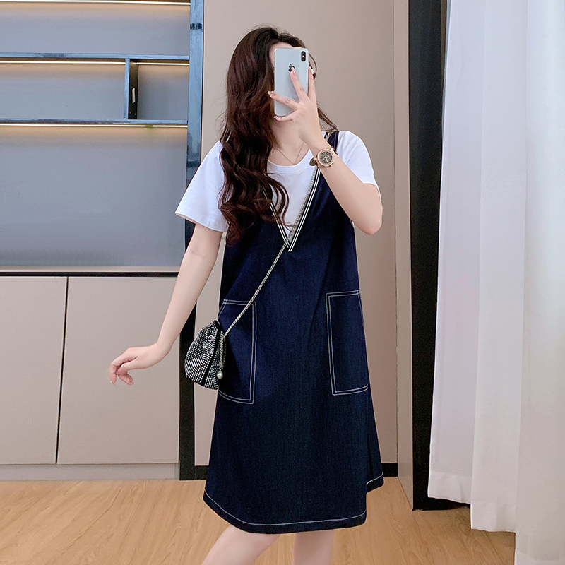 大码女装2025夏季新V领胖mm显瘦遮肚假两件牛仔背带裙宽松连衣裙