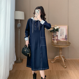 2026春季新款胖mm宽松减龄复古高级感拼接休闲连帽大码牛仔连衣裙