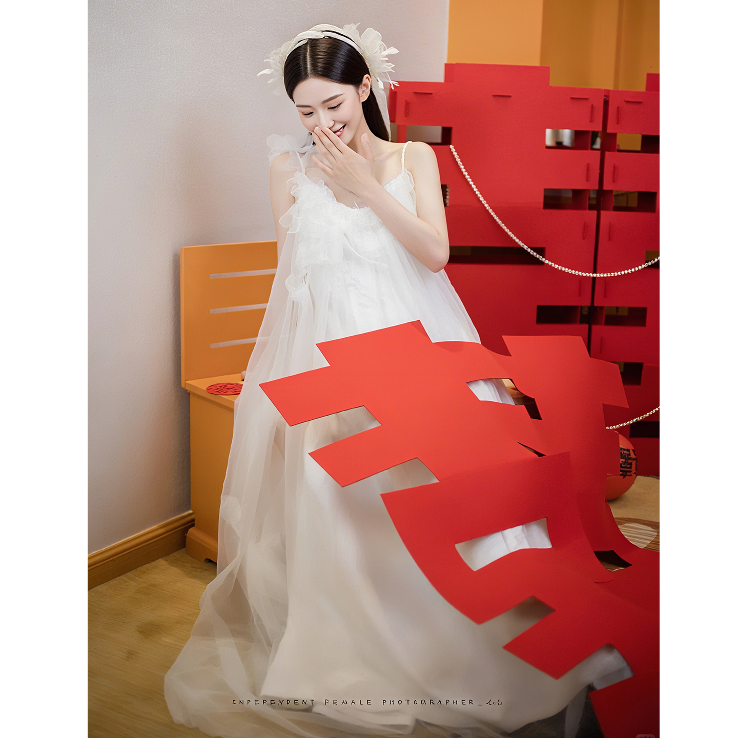 欢喜橙/气质超仙轻婚纱晨袍女新娘宴会高端在逃公主订婚裙子礼服