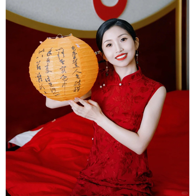 回门服敬酒服新娘高级感酒红色无袖旗袍结婚订婚礼服秀禾服女新款