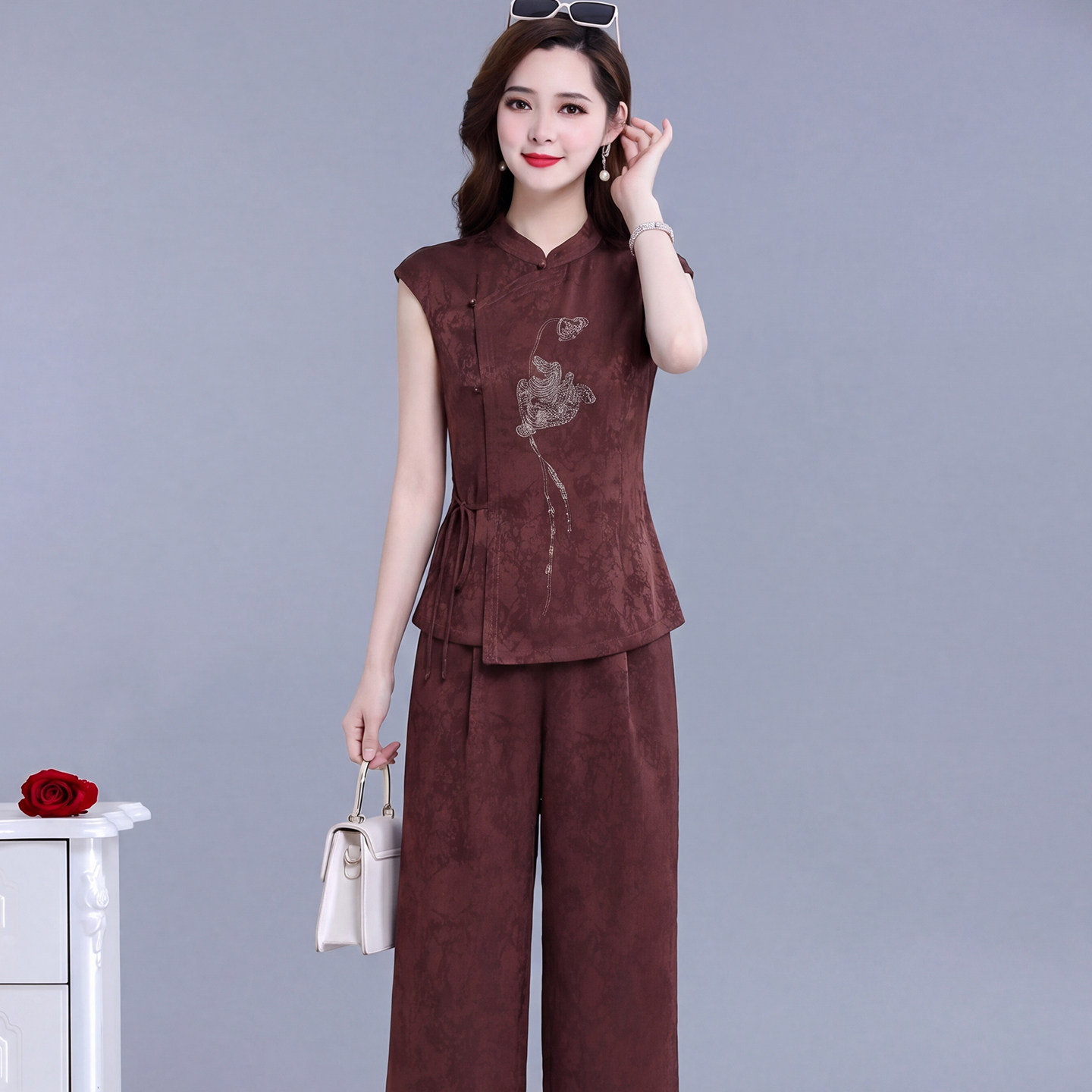 轻奢高级感国风显瘦两件套女2026夏季新款妈妈气质通勤阔腿裤套装