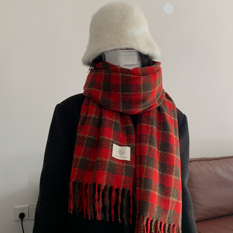 复古流苏格子围巾女秋冬季2024新款高级感红色保暖披肩百搭围脖男