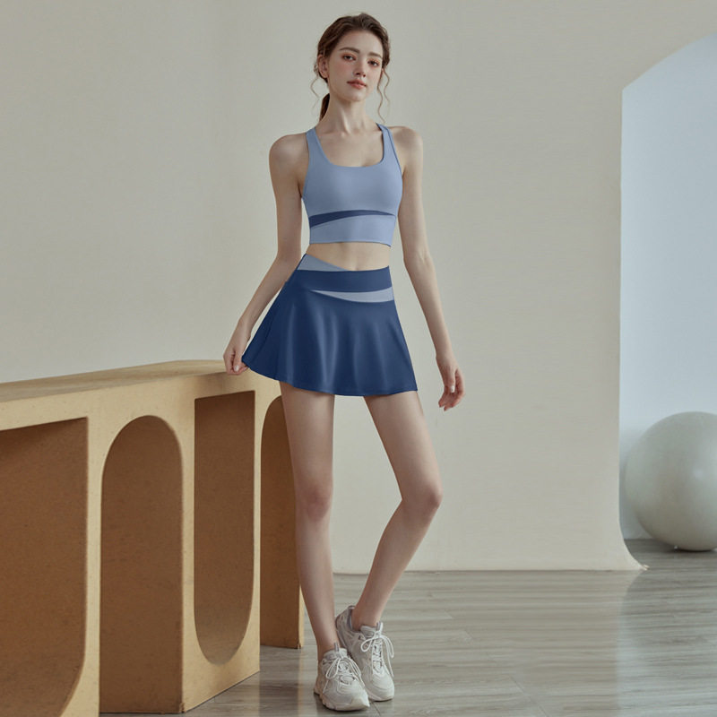 运动内衣瑜伽套装女夏季健身房两件套速干裤跑步瑜伽服短裙