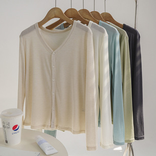 K打底衫女春夏薄款天丝开衫韩版糖果色修身外衣单排扣V领长袖
