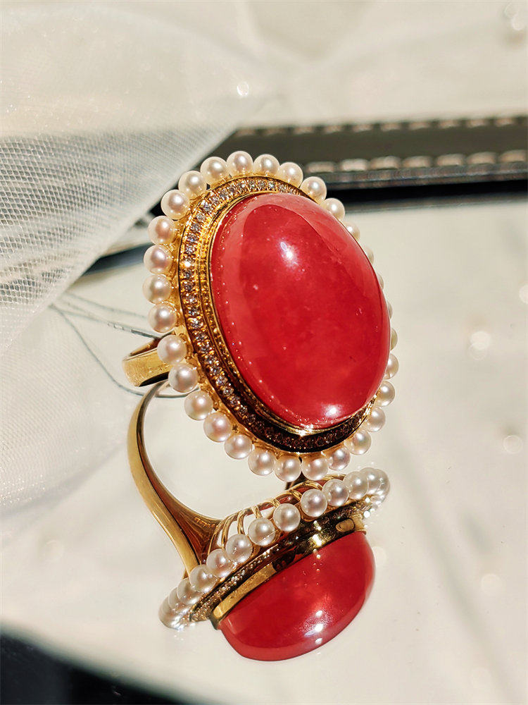 阿根廷天然冰种红纹石戒指高冰高红(包改圈)