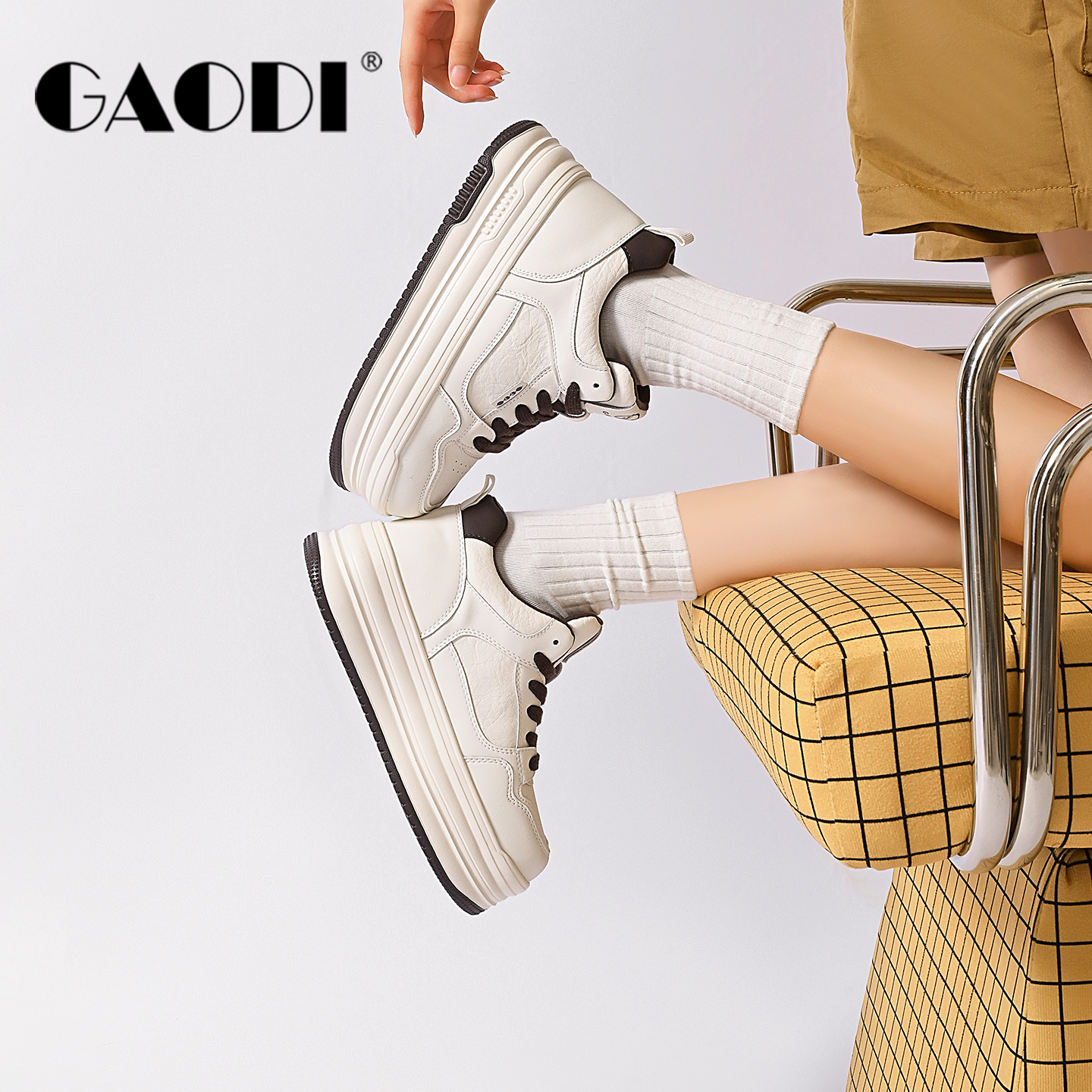 高蒂2025冬季高帮小白鞋